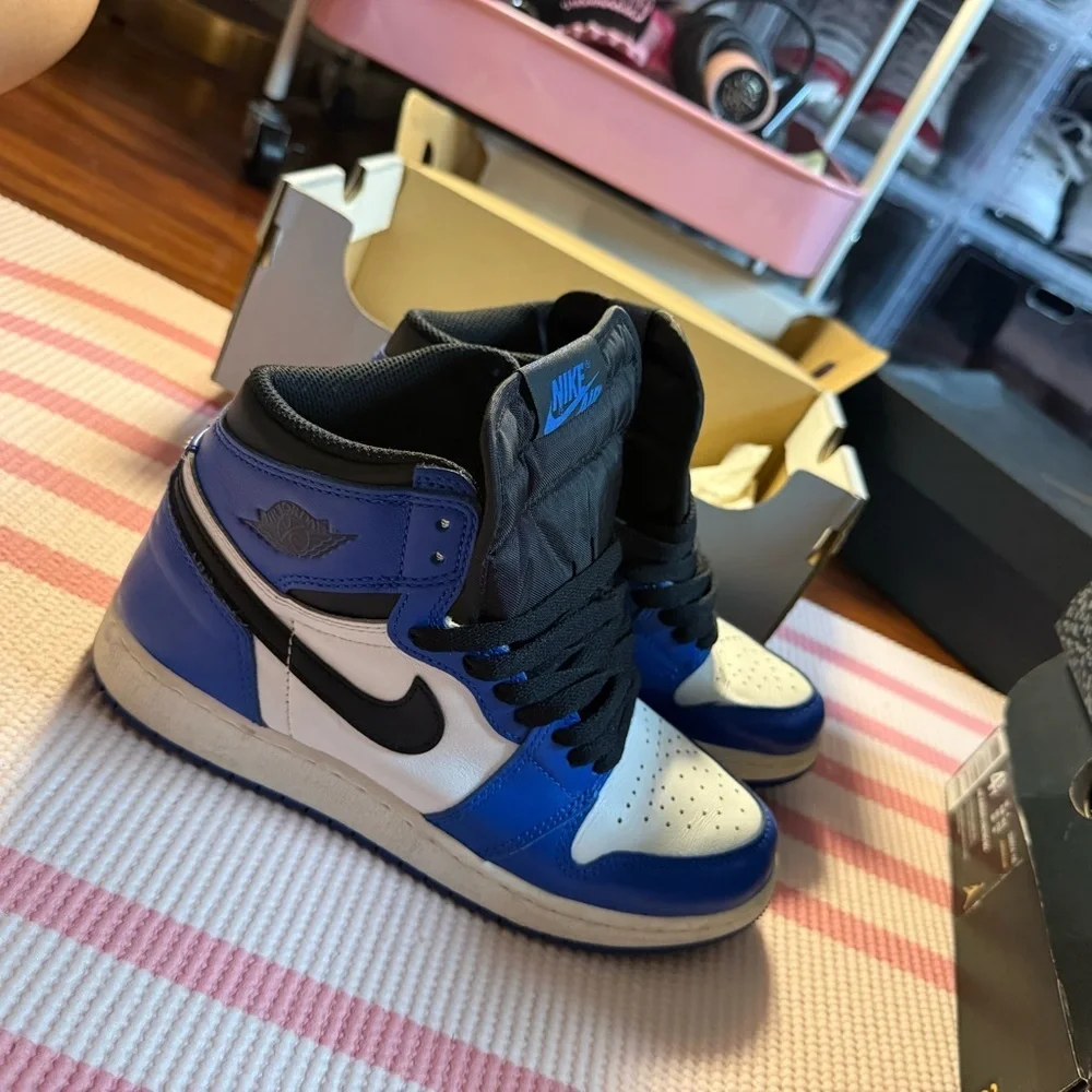 Air Jordan 1 Mid Game Royal